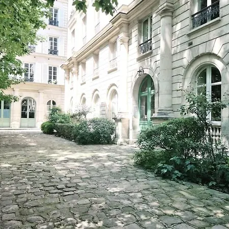 Montmartre 6 Personnes *
